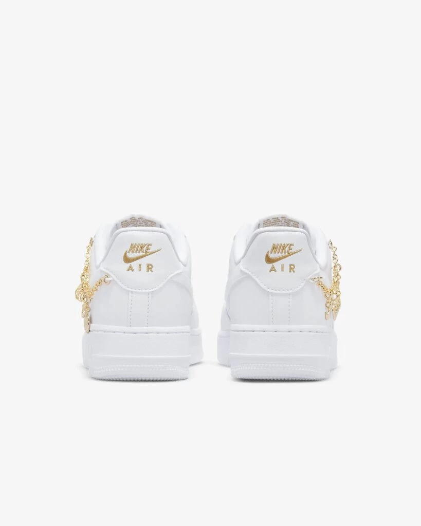Nike air force 1 necklace top