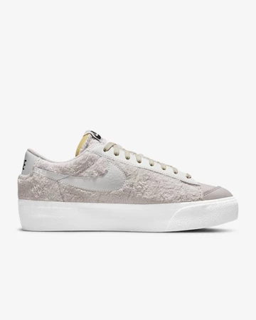 Nike Blazer Low Platform Light Bone