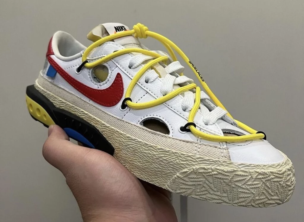 Off White x Nike Blazer Low White Red DH7863 100 Dead Stock