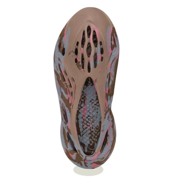 Der adidas Yeezy Foam Runner MX Sand Grey kommt im Dezember