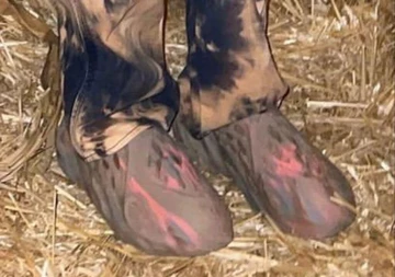 adidas Yeezy Foam Runner MX Sand Grey