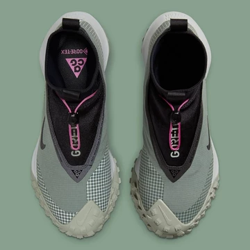 Nike ACG Mountain Fly Gore-Tex Clay Green