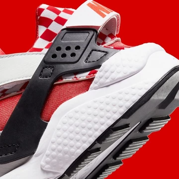 Air Huarache Liverpool FC