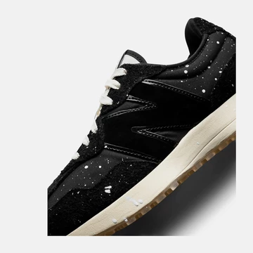 Joshua Vides x New Balance 327