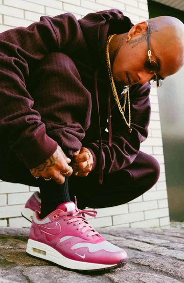 Patta Air Max 1 on Feet