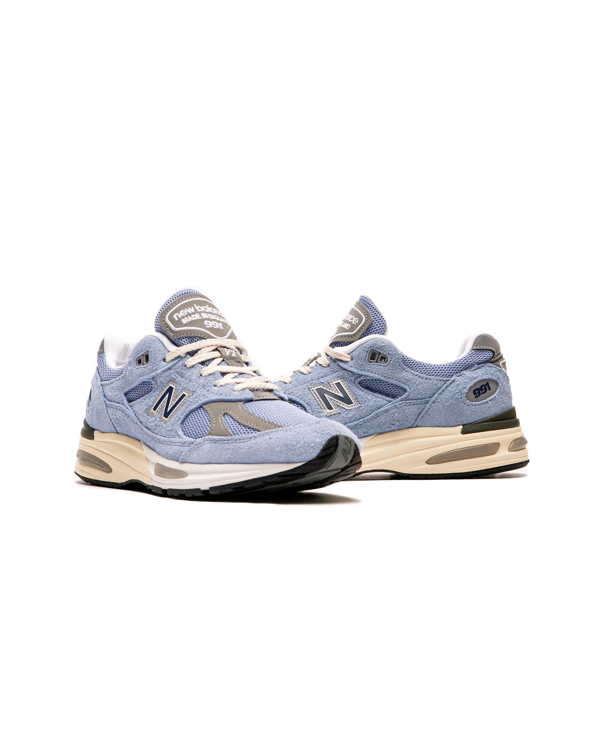 new-balance-991v2-celestial-