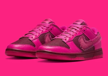 Nike Dunk Low Valentines Day