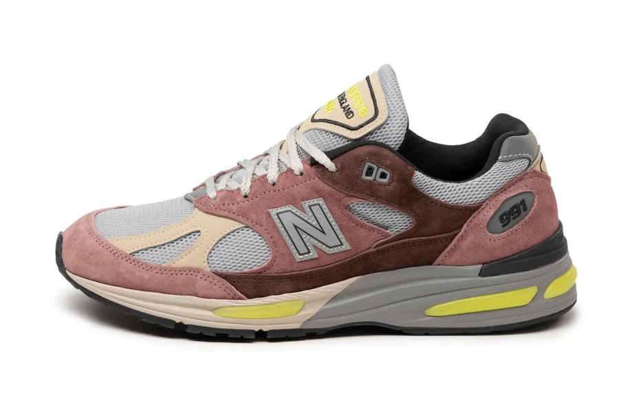 new-balance-991v2-rosewood-