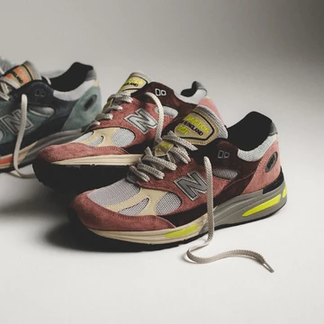 New Balance 991v2 Rosewood