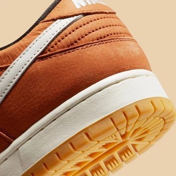 Nike SB Dunk Low Dark Russet