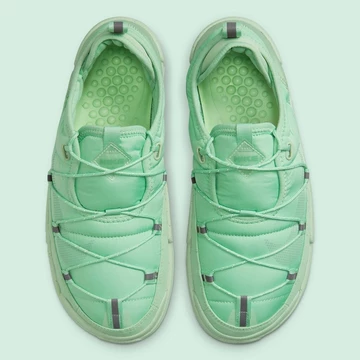 Nike Offline Pack Enamel Green