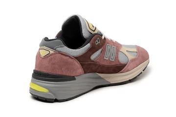 New Balance 991v2 Rosewood