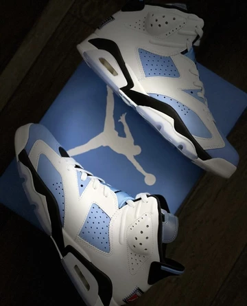 Nike Air Jordan 6 UNC on Feet