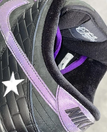 Nike SB Dunk Low First Avenue