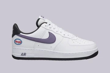 Der Air Force 1 Hoops kommt in zwei Colourways