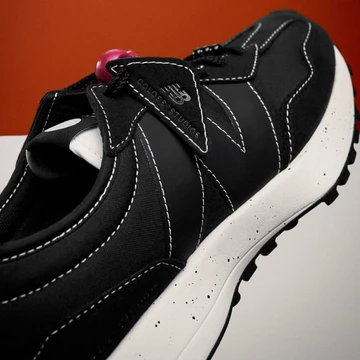 COLORSxSTUDIOS x New Balance 327 Black