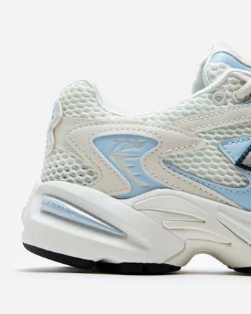 Naked Copenhagen New Balance 725