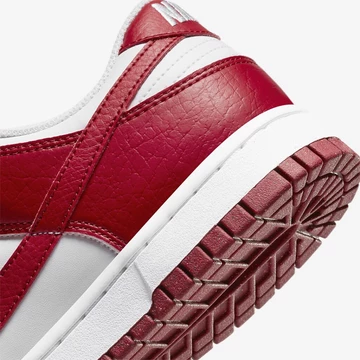 Nike Dunk Low Next Nature Red