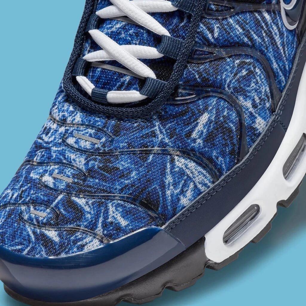 Nike Air Max Plus Blue Camo Dead Stock