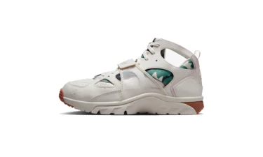 Corteiz x Nike Air Trainer Huarache Light Bone