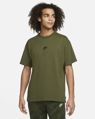 Nike News - Half Zip Hoodie and new Jordan Apparel