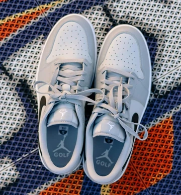 Air Jordan 1 Low Golf Wolf Grey: Der Dior Lookalike