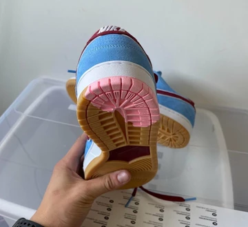 Nike SB Dunk Phillies