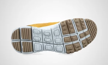 Nike Free Terra Vista Next Nature Goldtone