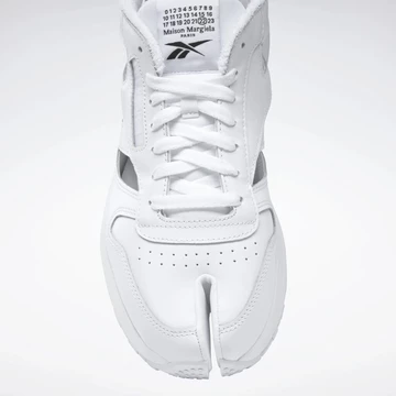 Maison Margiela Reebok Classic Leather DQ Low White