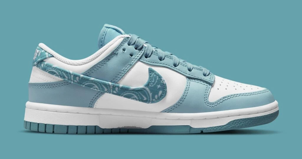 Nike Dunk Low Blue Paisley DH4401-101 | Dead Stock