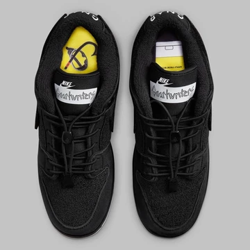 Nike SB Dunk Gnarhunters