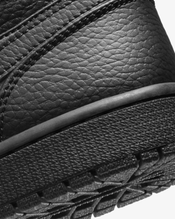 Jordan 1 Mid Triple Black