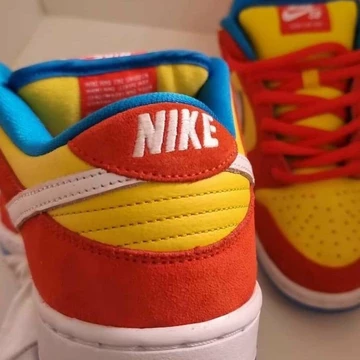 SB Dunk Low Bart Simpson