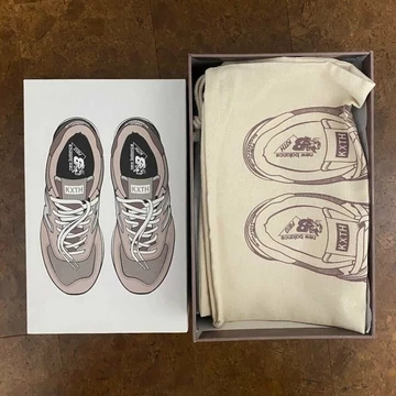 Kith New Balance 990
