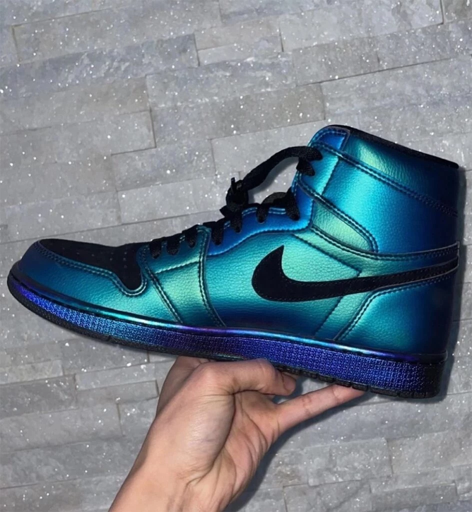 Air Jordan 1 High Anodized first pictures Dead Stock