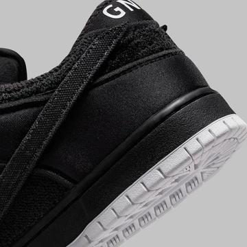 Gnarhunters Nike SB Dunk Low