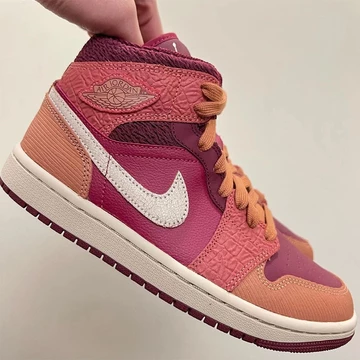 Air Jordan 1 Mid Africa - first pictures