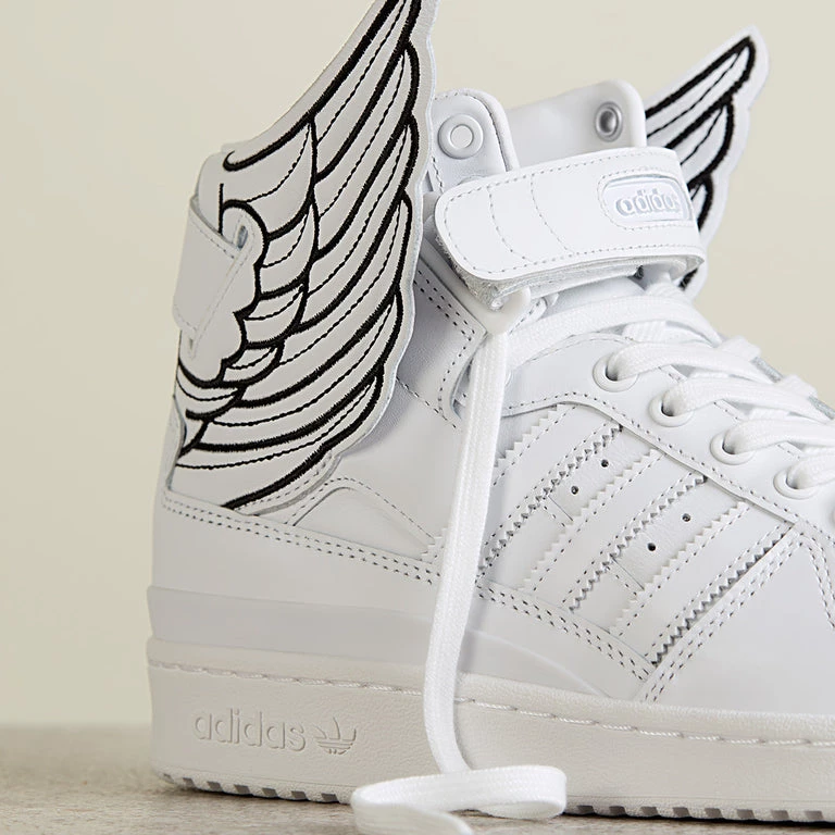 アディダス　JEREMY SCOTT WING　ハイカットスニーカー　ホワイト Size 10 - Adidas Jeremy Scott Wings 2.0 Sneakers White Black
