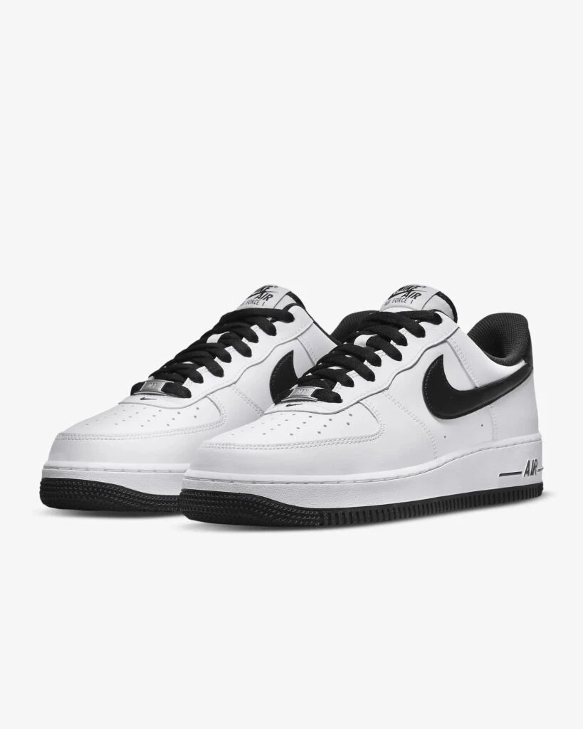 Black & white air force 1 online