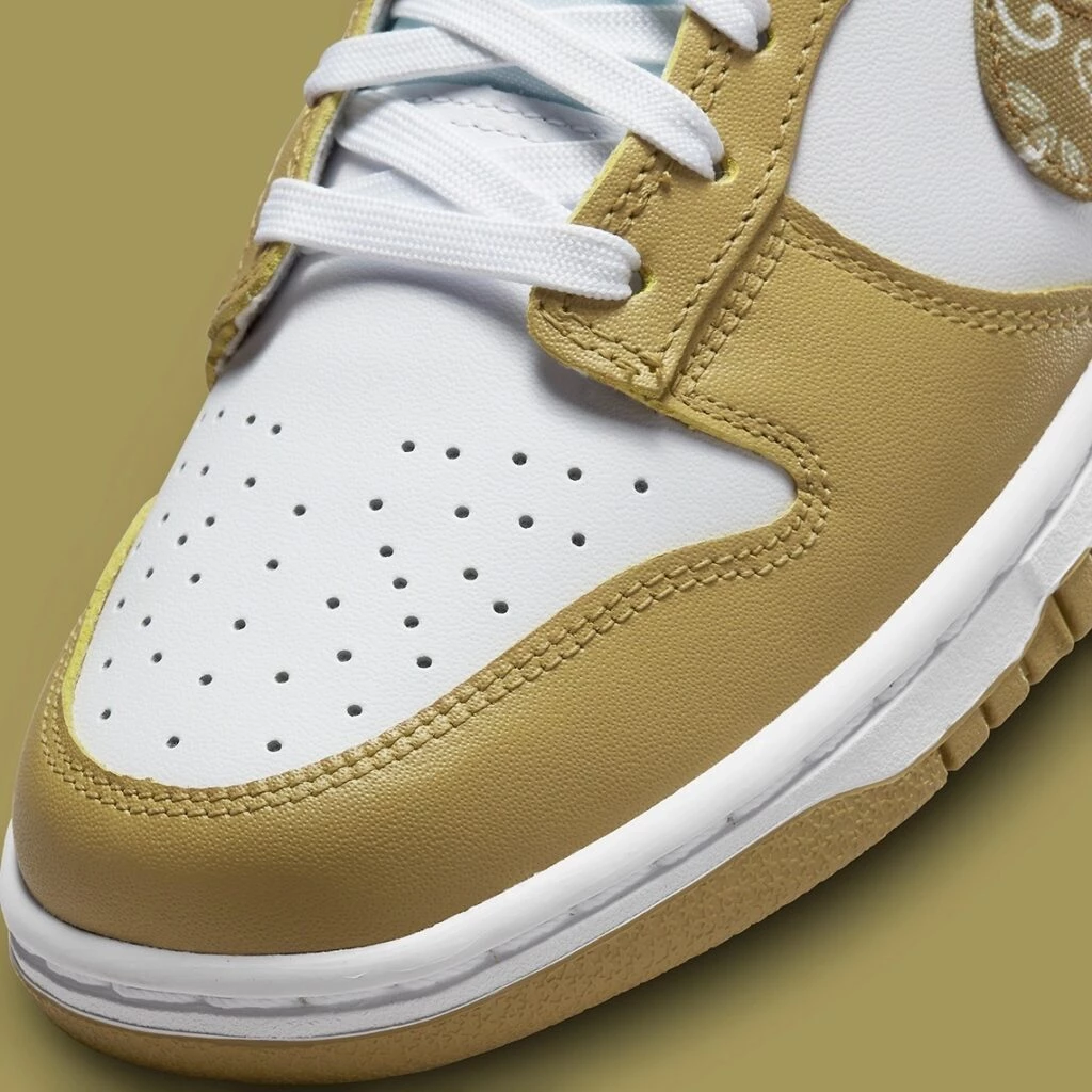 Nike Dunk Low Barley Paisley DH4401-104 | Dead Stock