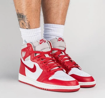 Jordan 1 High Varsity Red Chenille