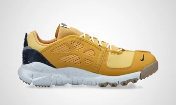 Nike Free Terra Vista Next Nature Goldtone