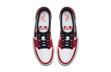 Jordan 1 Low Chicago