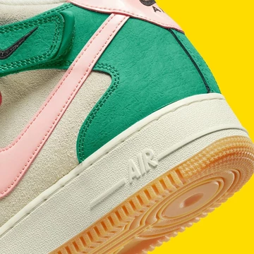 Air Force 1 Mid Bleached Coral