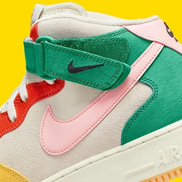 Air Force 1 Mid Bleached Coral