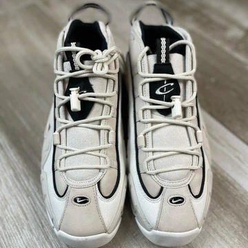 Social Status Air Max Penny 1