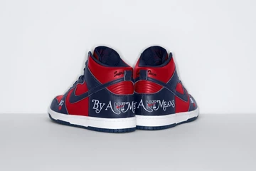 Three Supreme SB Dunk colourways are releasing on March 3rd