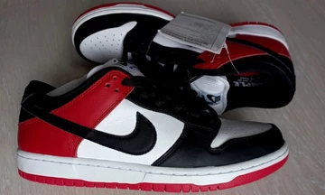Nike SB Dunk Low Black Toe