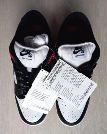Nike SB Dunk Low Black Toe - Sample aufgetaucht