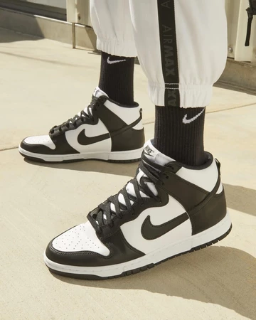 Nike Dunk High Retro Panda